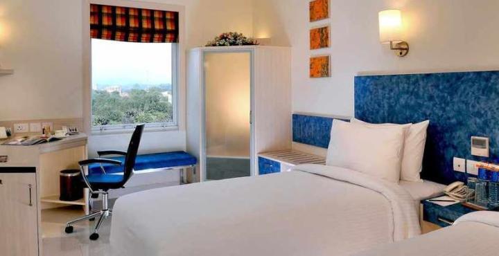 Hometel Chandīgarh Εξωτερικό φωτογραφία